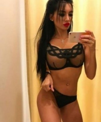 Кира, 24 года